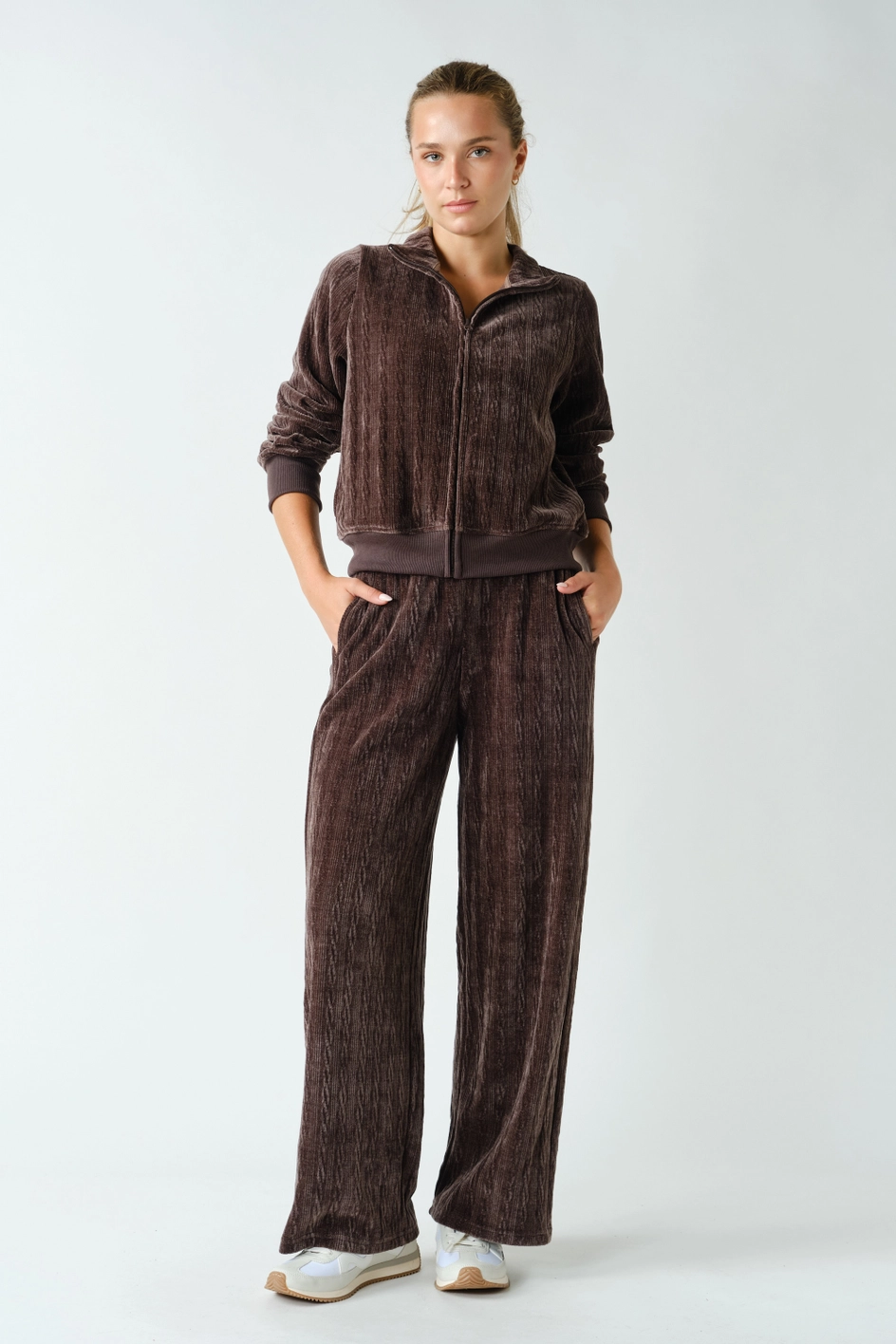 Groove-Track Textured Lounge Pants - Coffee Bean