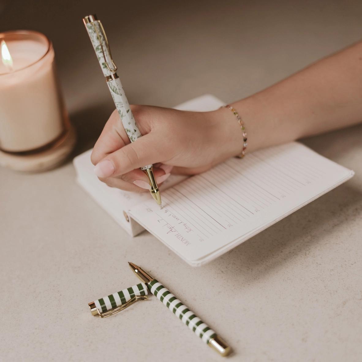 Green Floral Metal Pen Set - Home Decor & Gifts