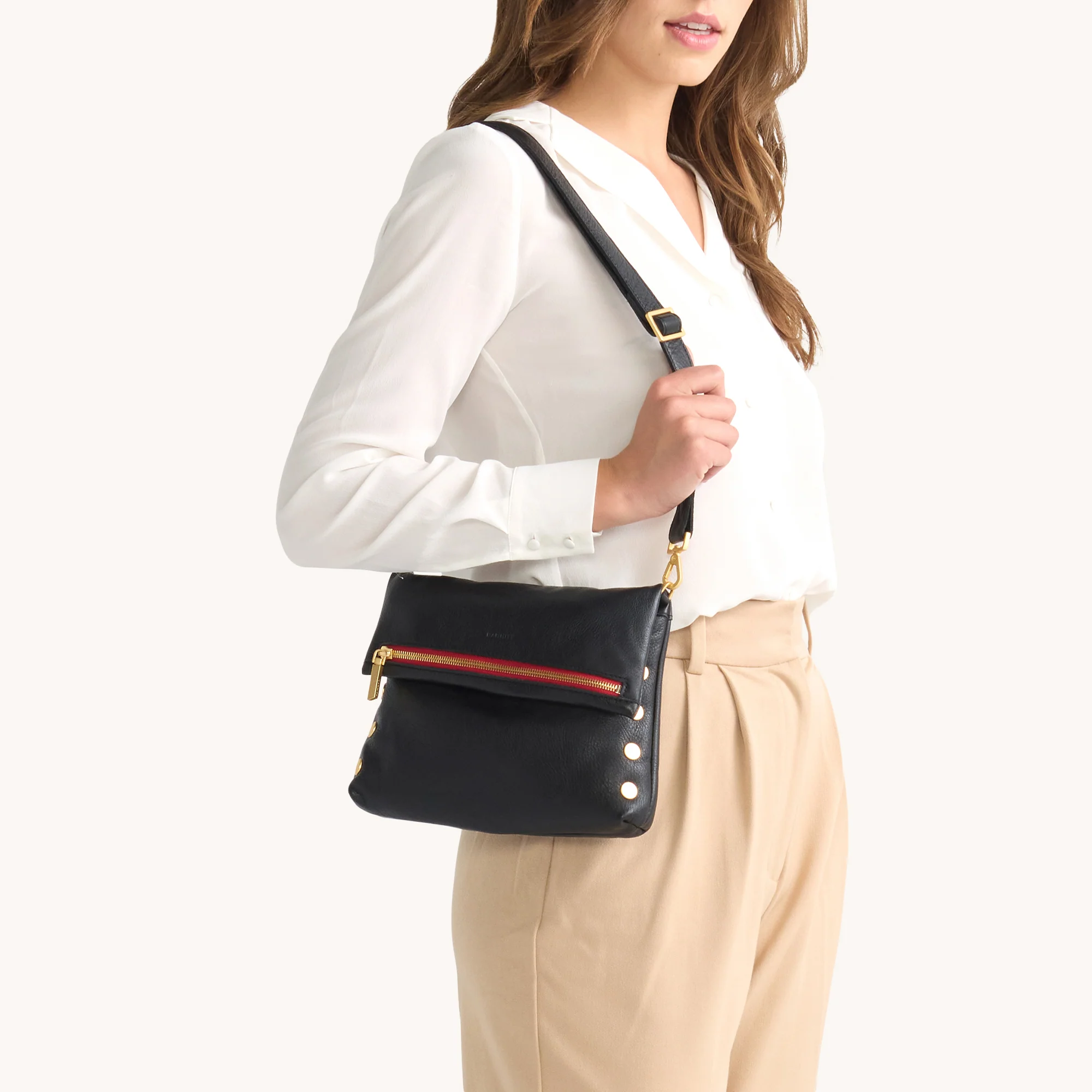 Hammitt VIP Med - Black/Brushed Gold Red Zip