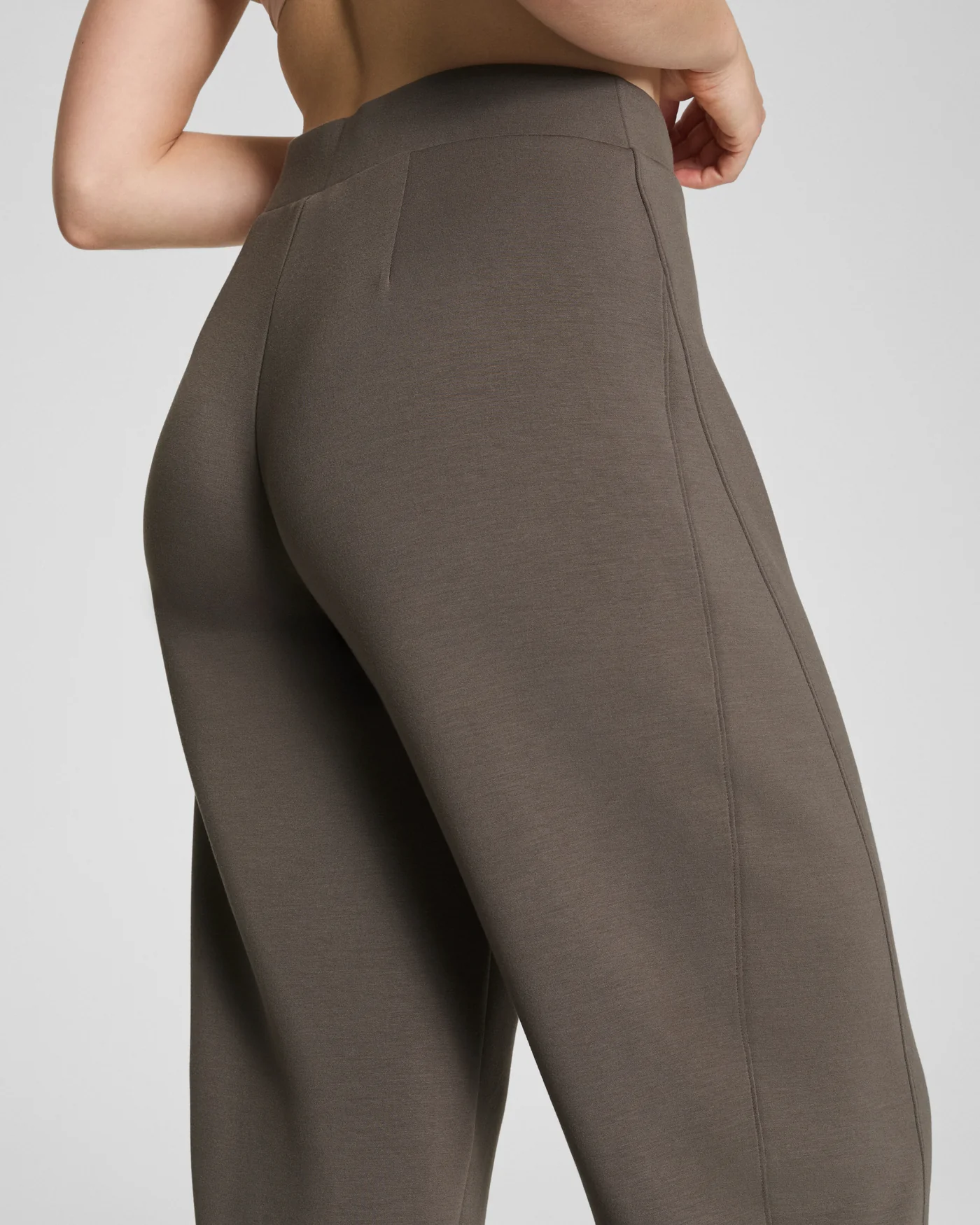AirEssentials Barrel Leg Pant - Mineral