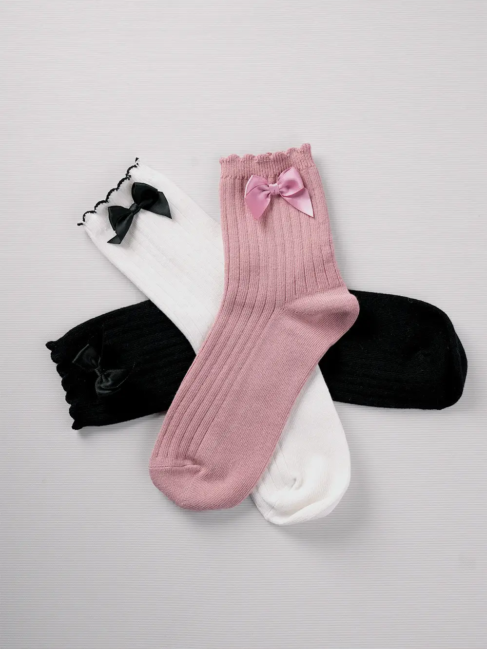 Side Bow Detail Ribbed Crew Socks