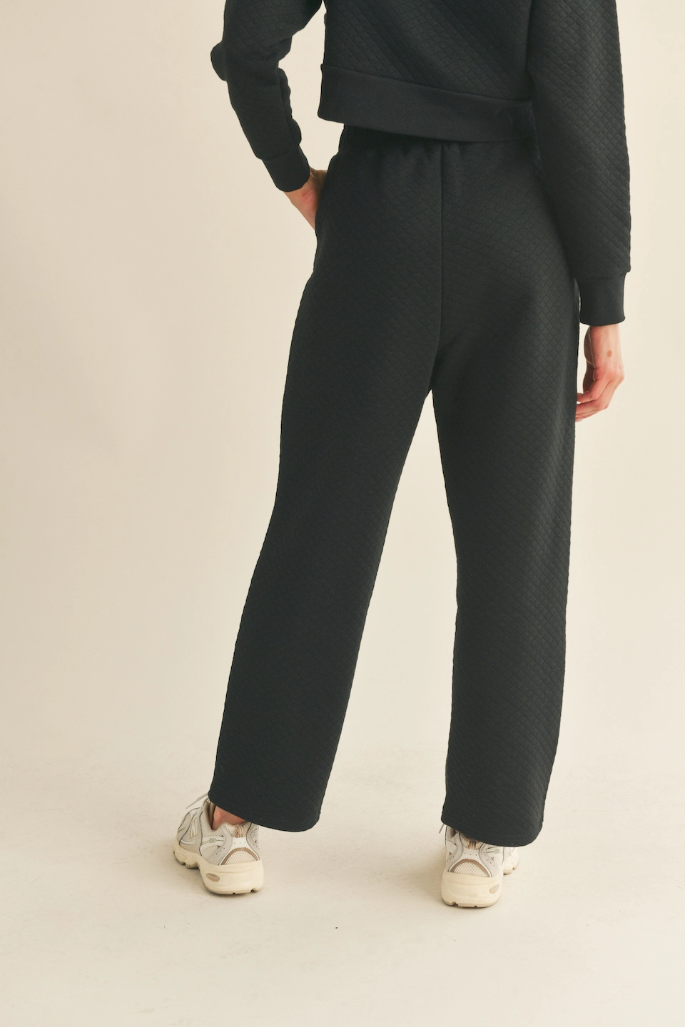 High Waist Quilted Wide Leg Pant - Black