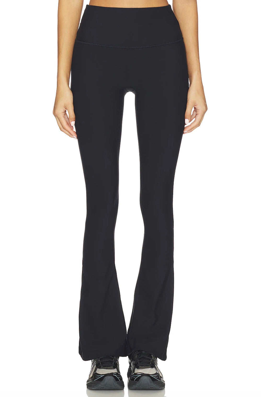 Spanxsmooth™ Onform Micro Flare Pant - Very Black