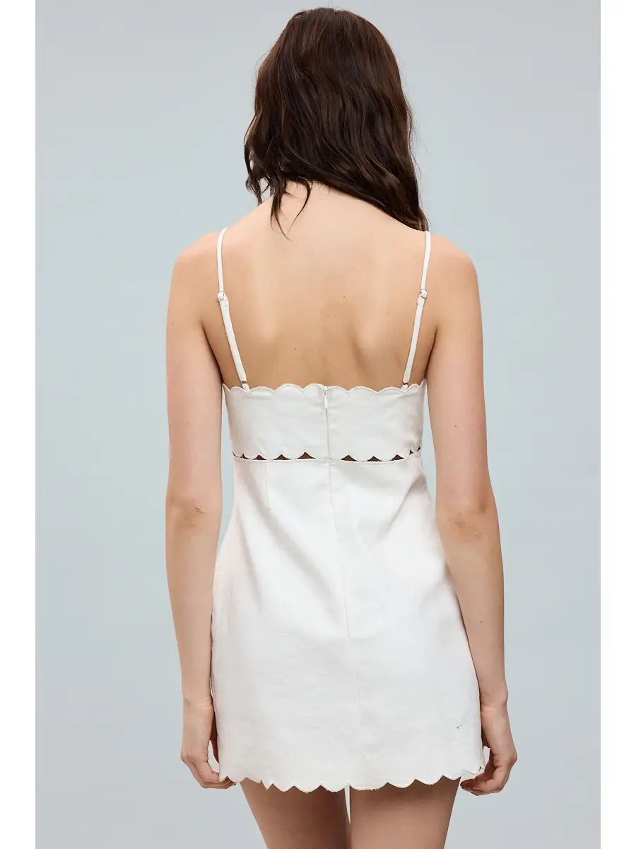 Linen Solid Color Scallop Cut V-Neck Mini Dress - White