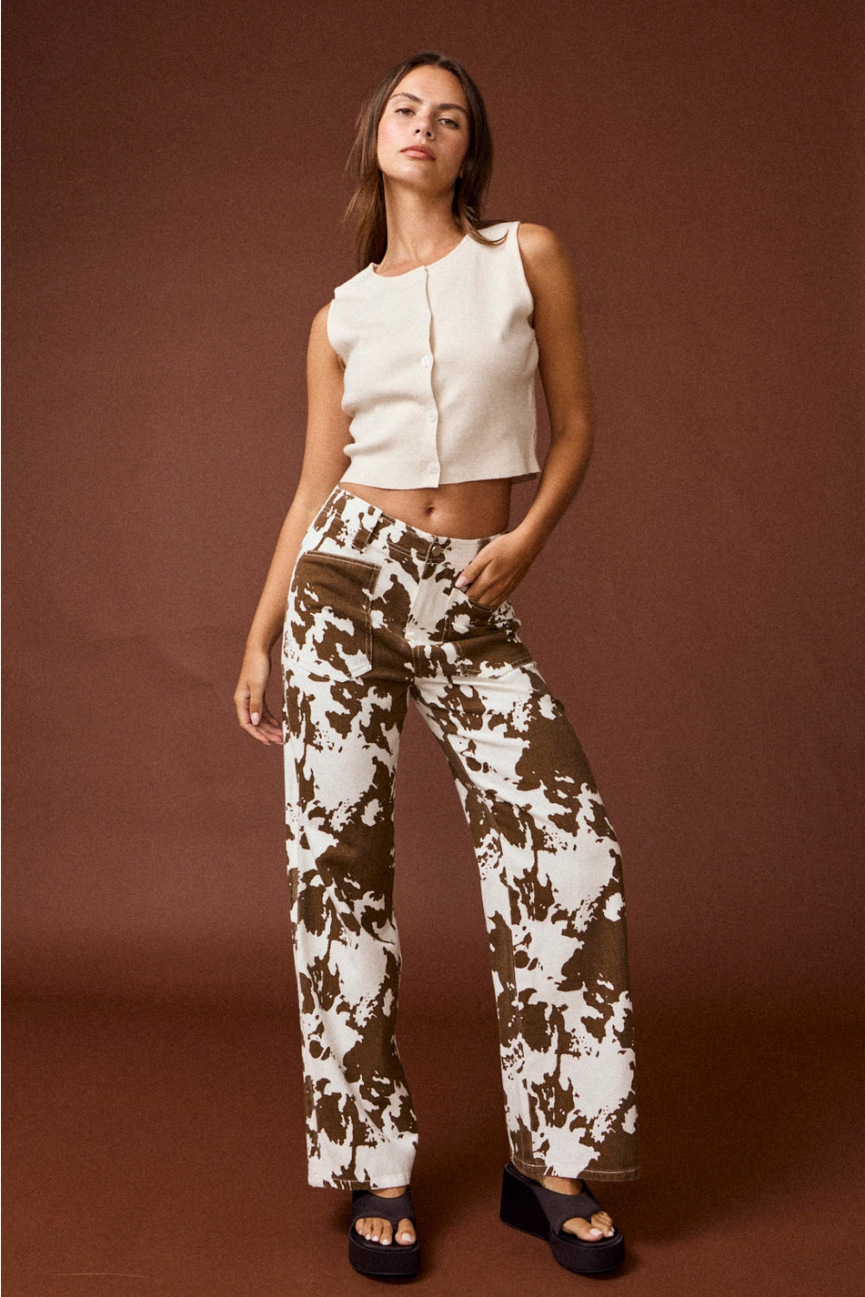 Mia Sleeveless Button Up Top - Cream