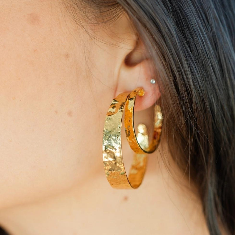 Splendid Iris Timeless High-Shine Gold Hoop Earrings