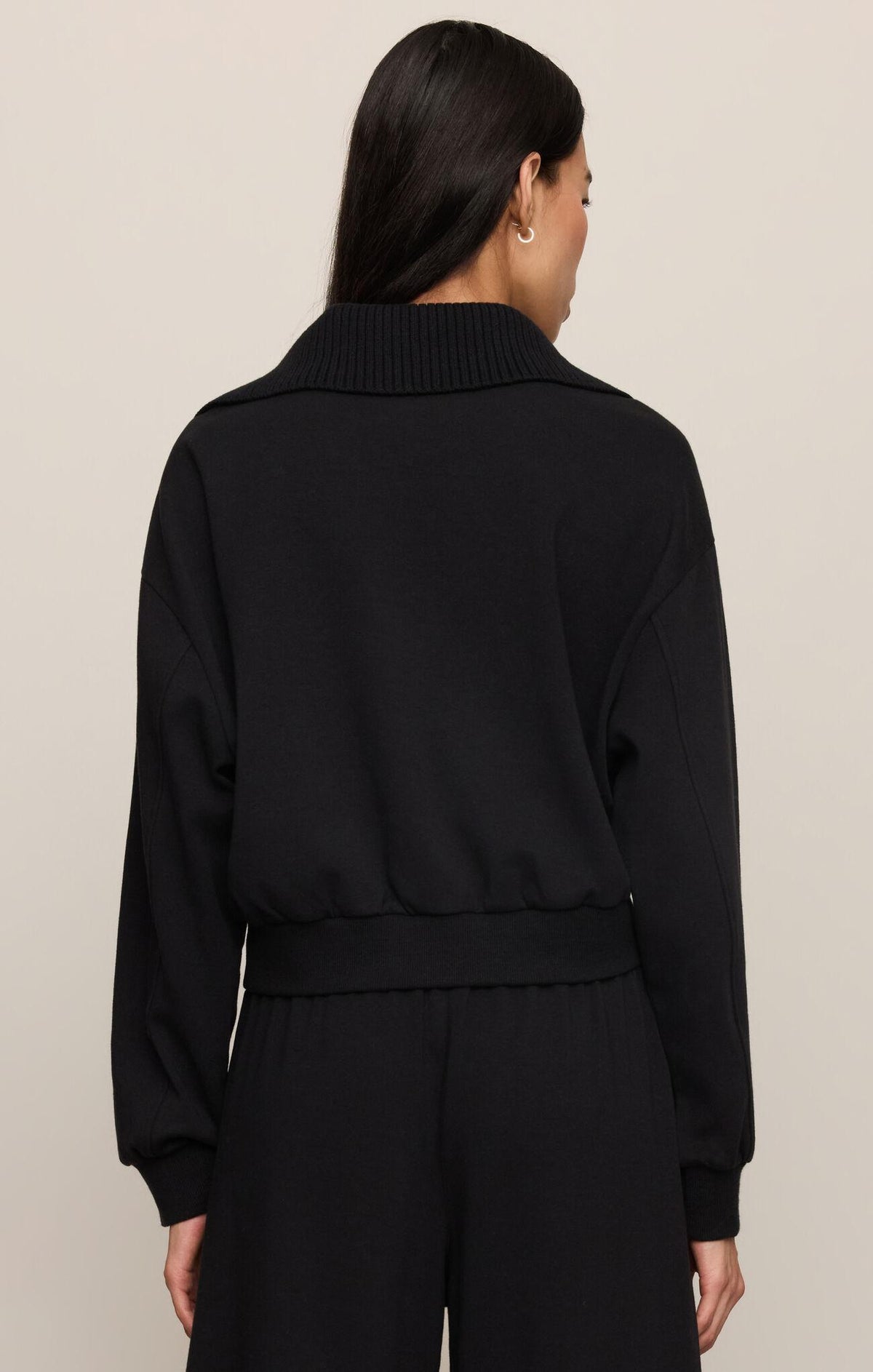 Globe Trotter Sweatshirt - Black