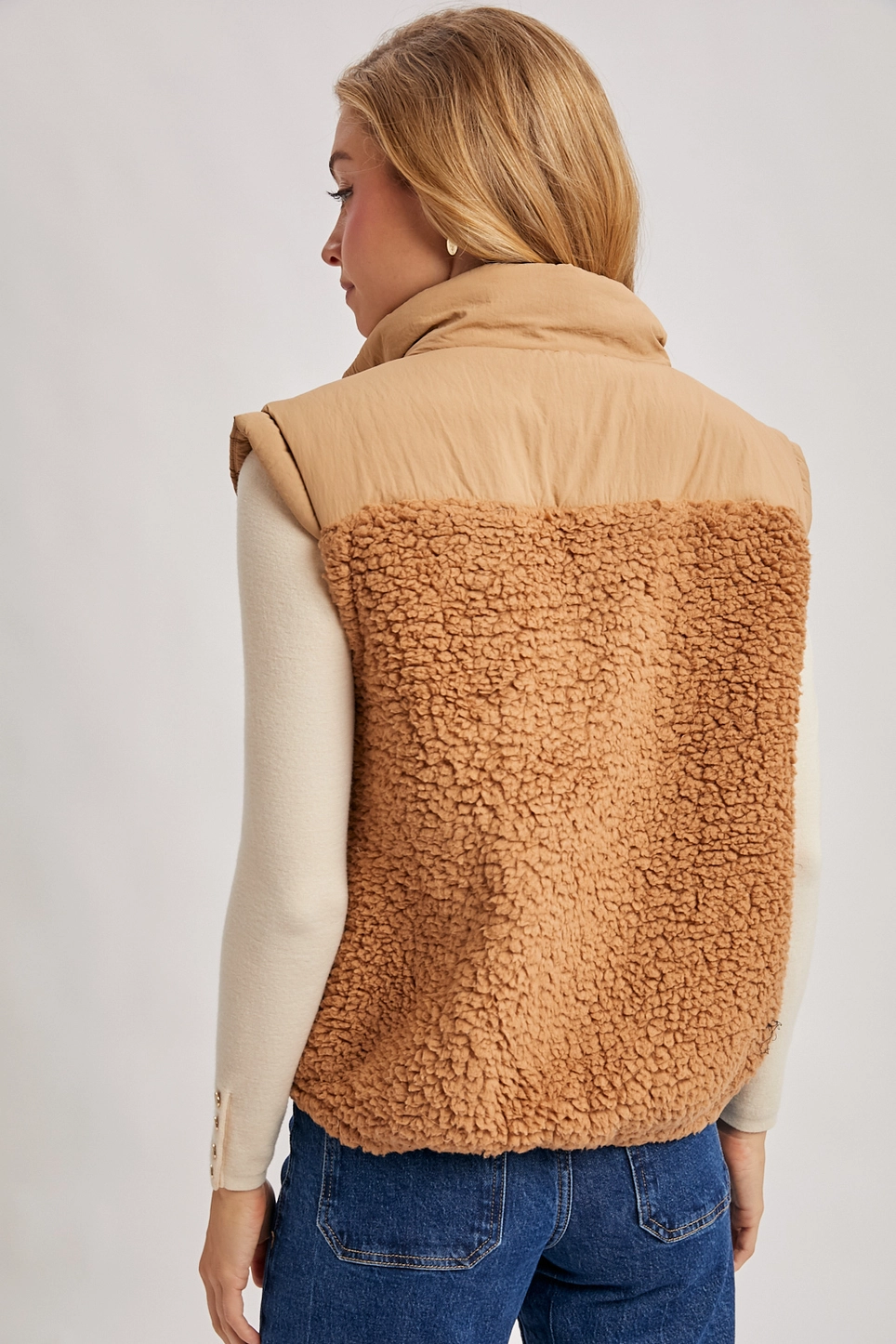 Sherpa Contrast High Stand Collar Vest - Camel