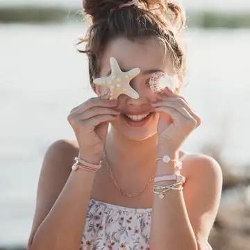 Shimmer Coral with Shell Hair Tie Bracelets (medium)