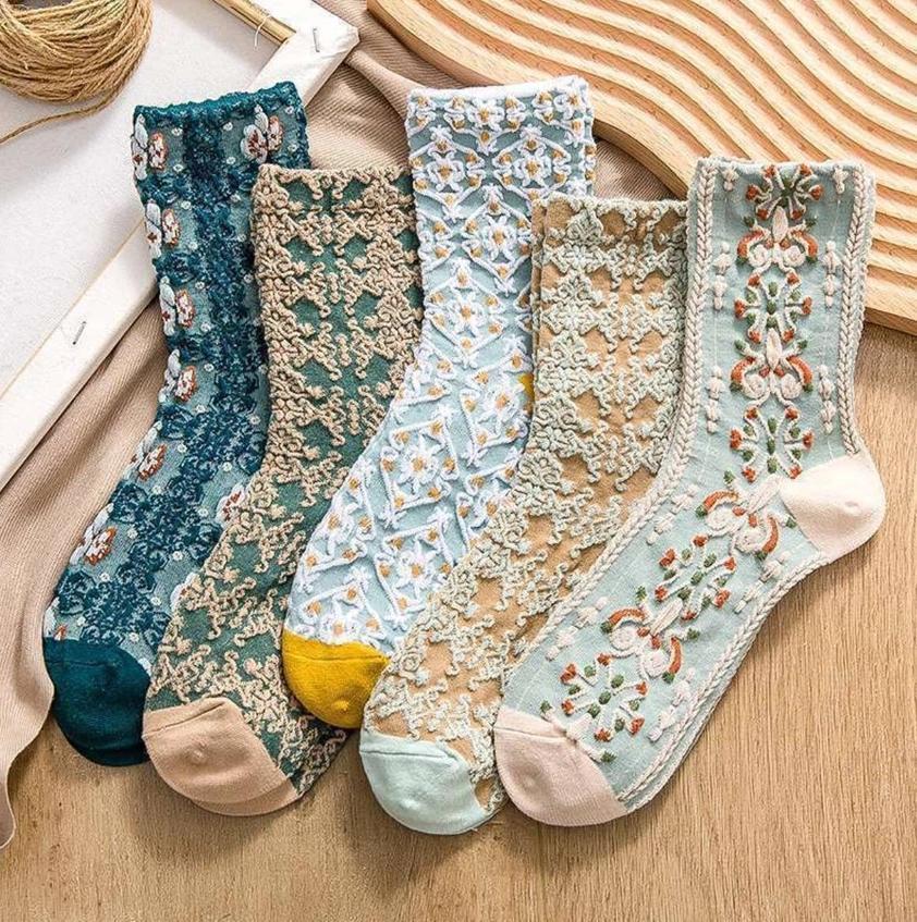Embroidered Vintage 3D Flower Socks