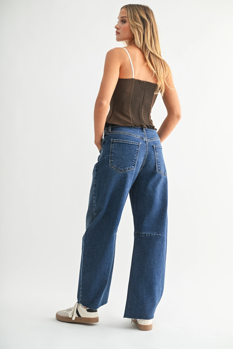 Dark Barrel Jean w/Seams