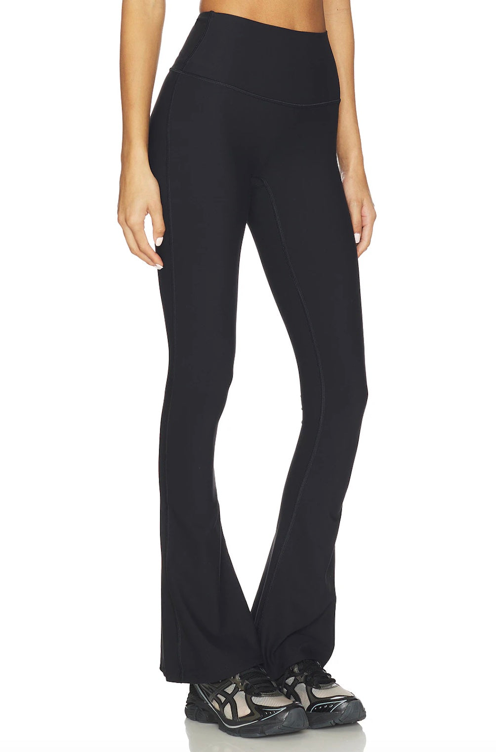 Spanxsmooth™ Onform Micro Flare Pant - Very Black