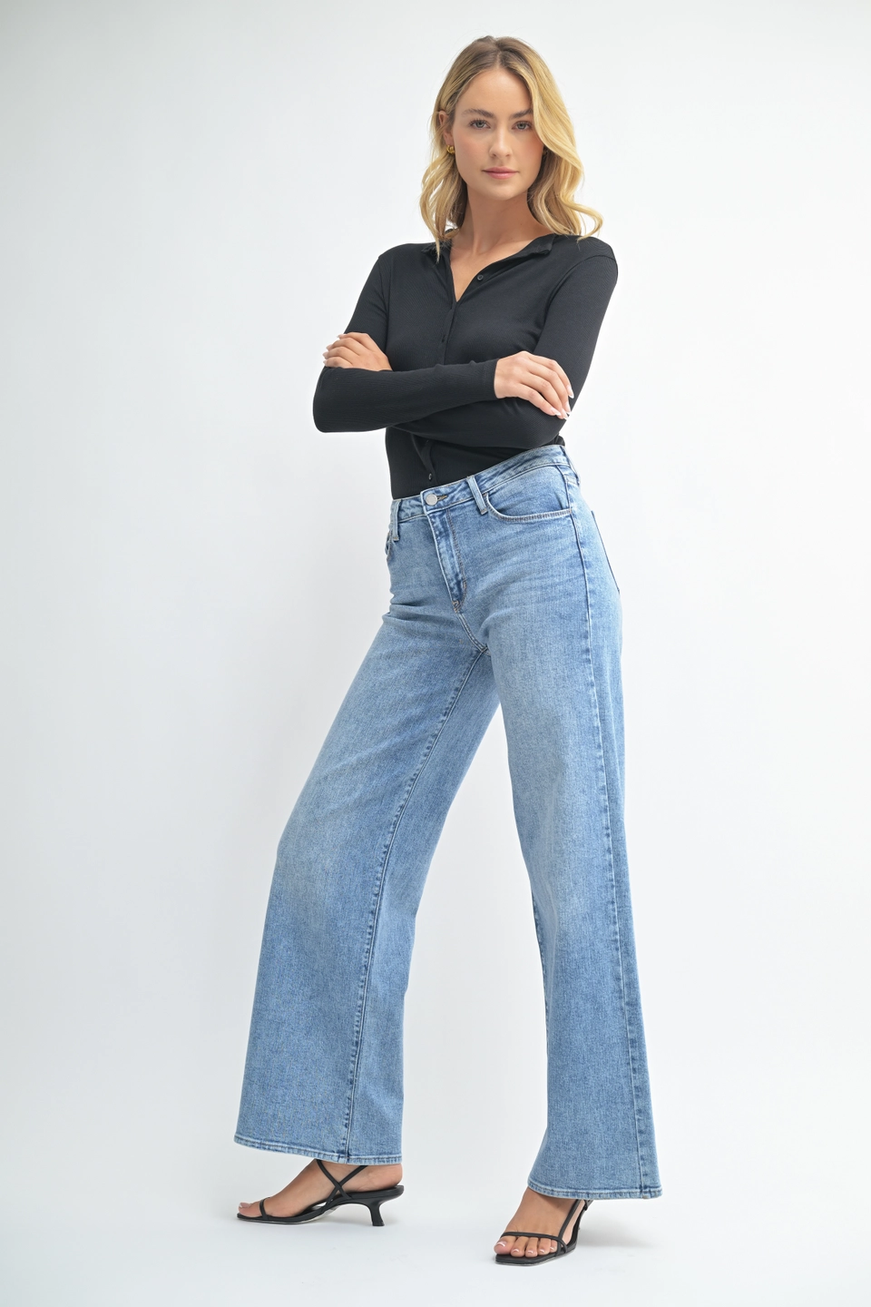Med Stretchy Wide Leg