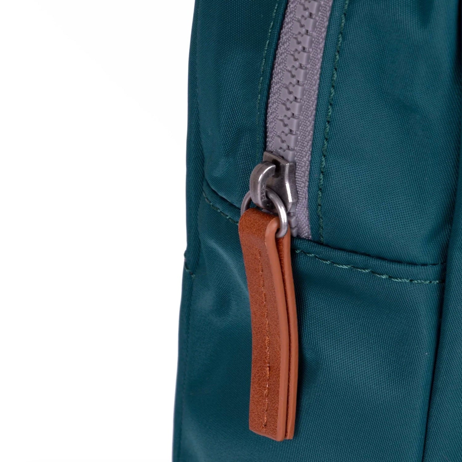 Willesden B Large Recylced Nylon