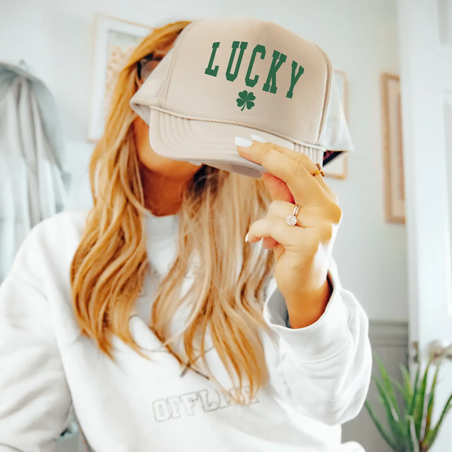 St. Patricks Day Trucker Hat - Tan/Green