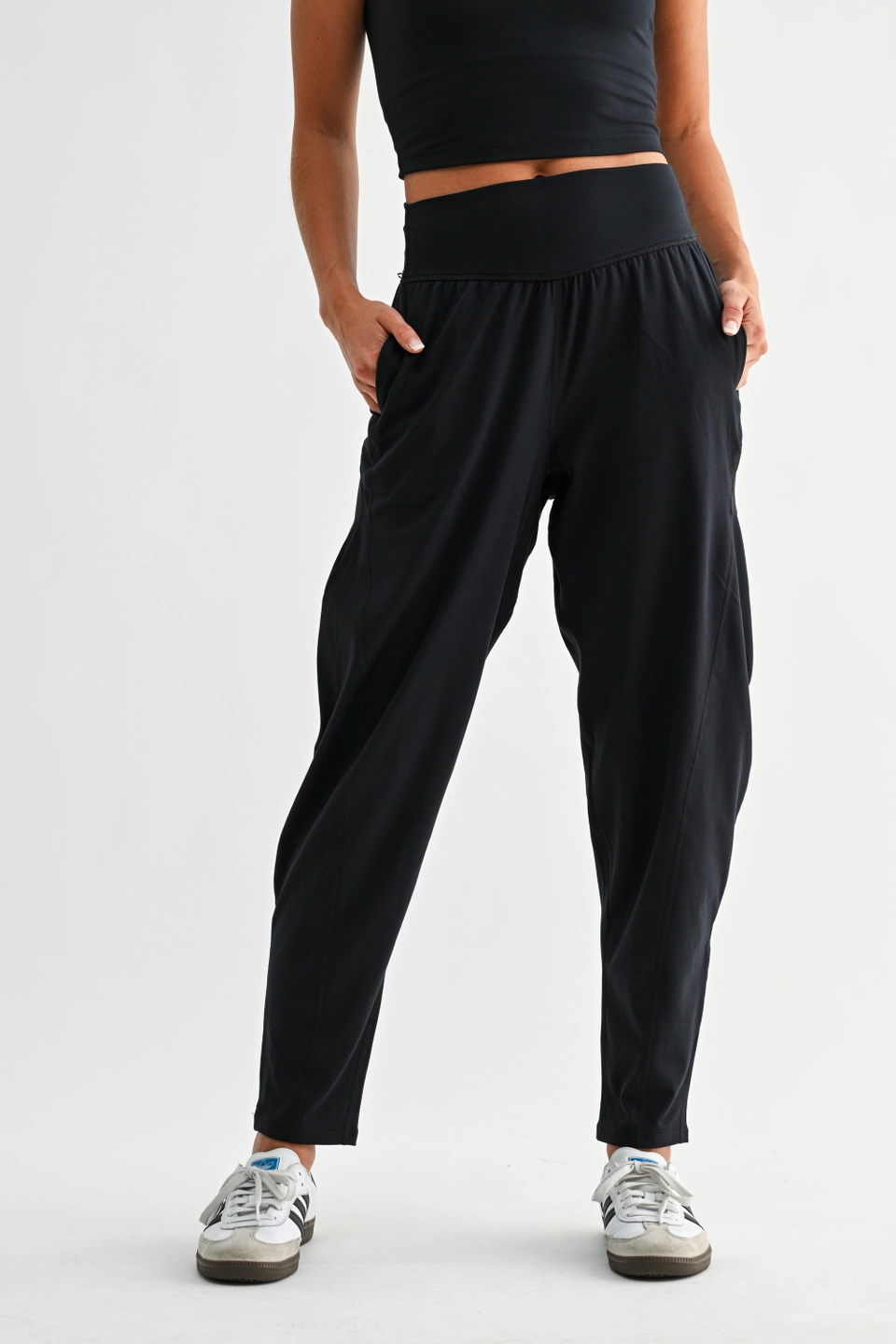 Venice Flowbarrel Active Pants - Black