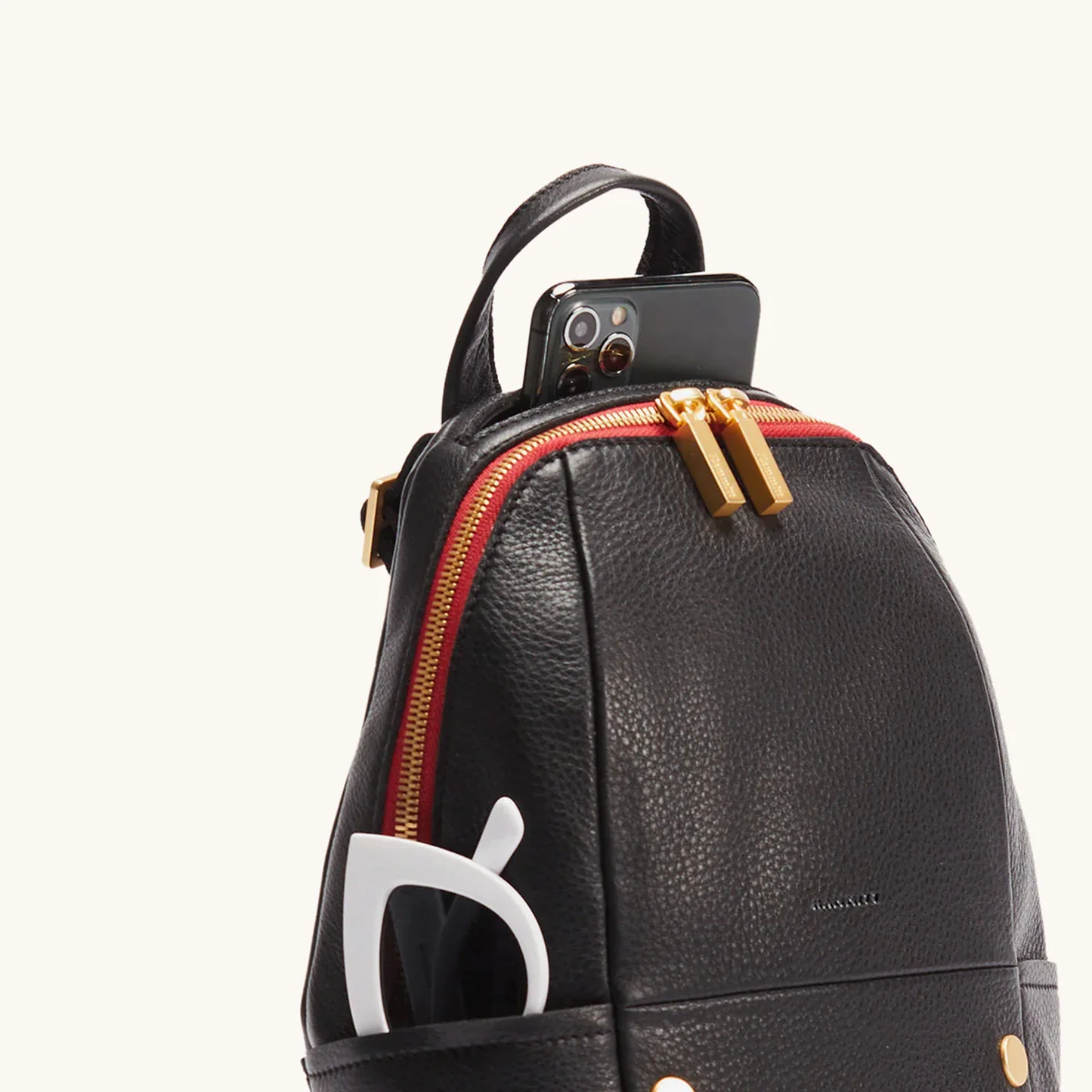 Hammitt Hunter Medium - Black/Brushed Gold Red Zip