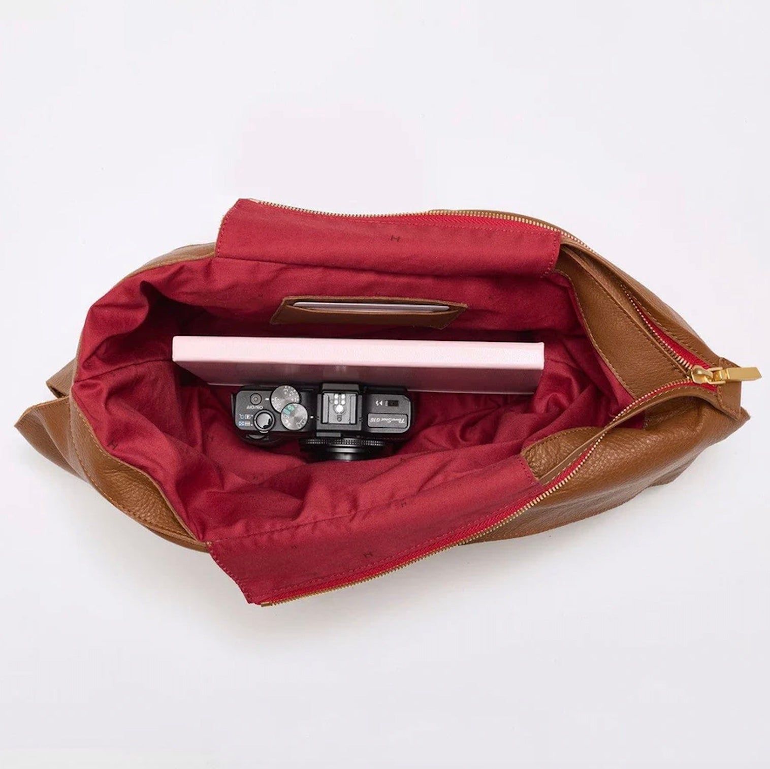 Hammitt Tom Zip -Mahogany Pebble/Brushed Gold Red Zip