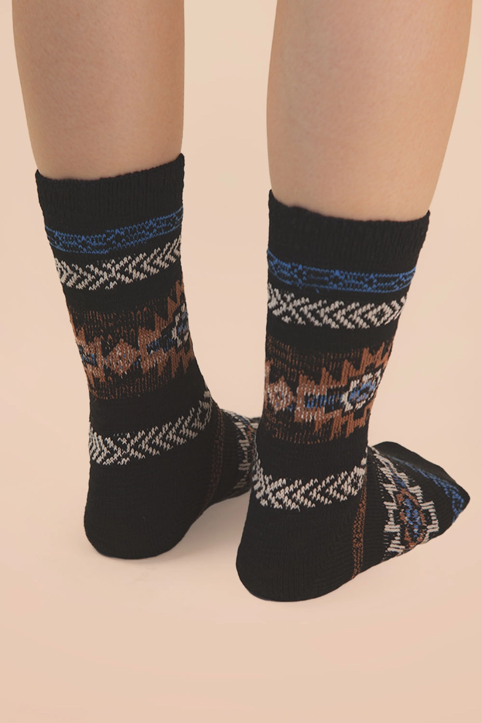 Aztec Graphic Cozy Crew Socks