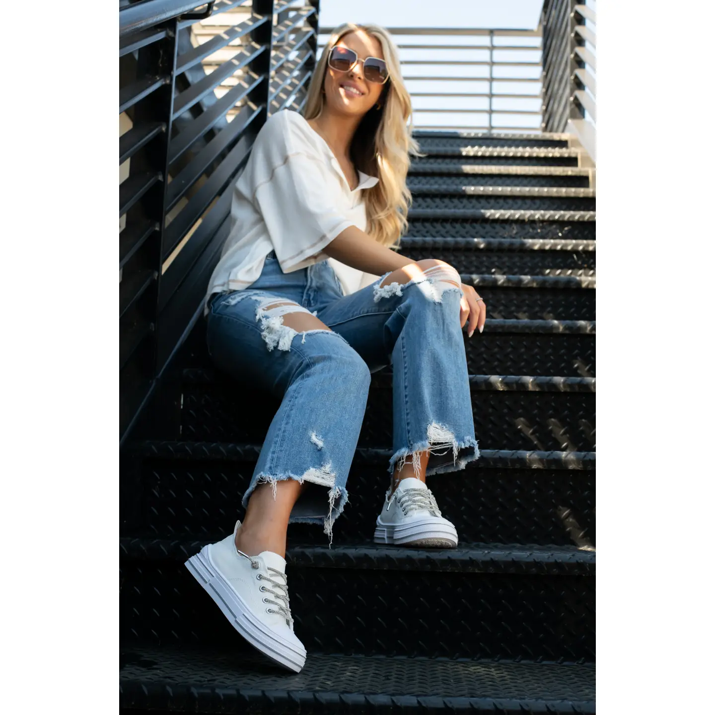 Low Top Canvas Sneaker - Aman 2